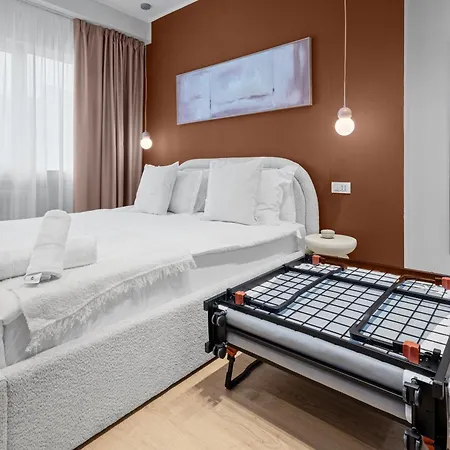 Center Boutique Design - Near Old Town Apartment *