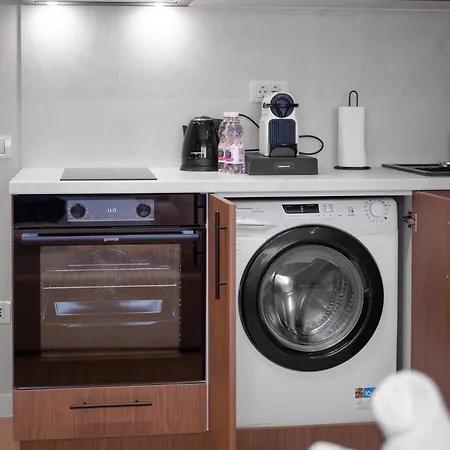 Center Boutique Design - Near Old Town *