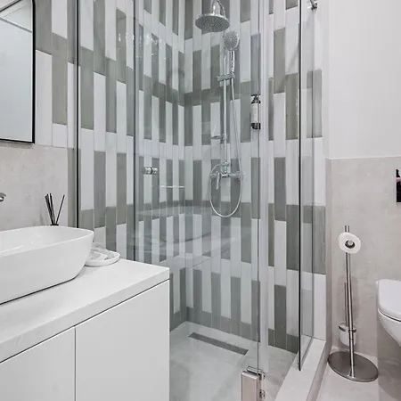 Center Boutique Design Near Old Town * Bukarest