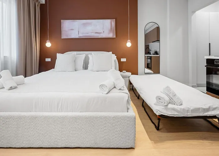 Center Boutique Design Near Old Town Apartment