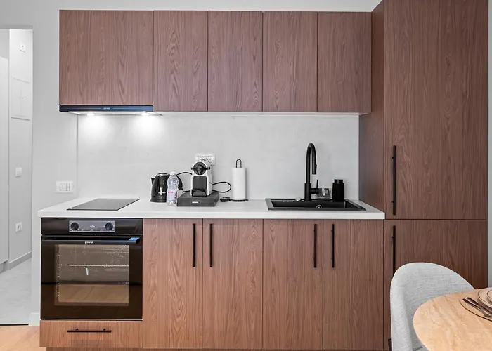 Apartment Center Boutique Design Near Old Town *